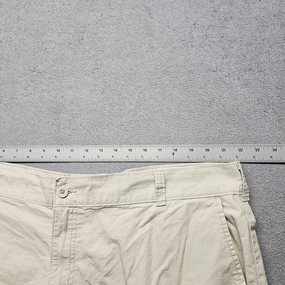 Dickies Mens 44 Relaxed Fit Cargo Shorts Khaki Cotton Ripstop WR351RST Stone
